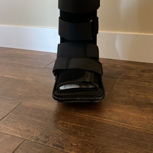 Like New Unisex Adult DJ Orthopedic Black Full Foot Cast Walking Boot - Picture 4 of 12